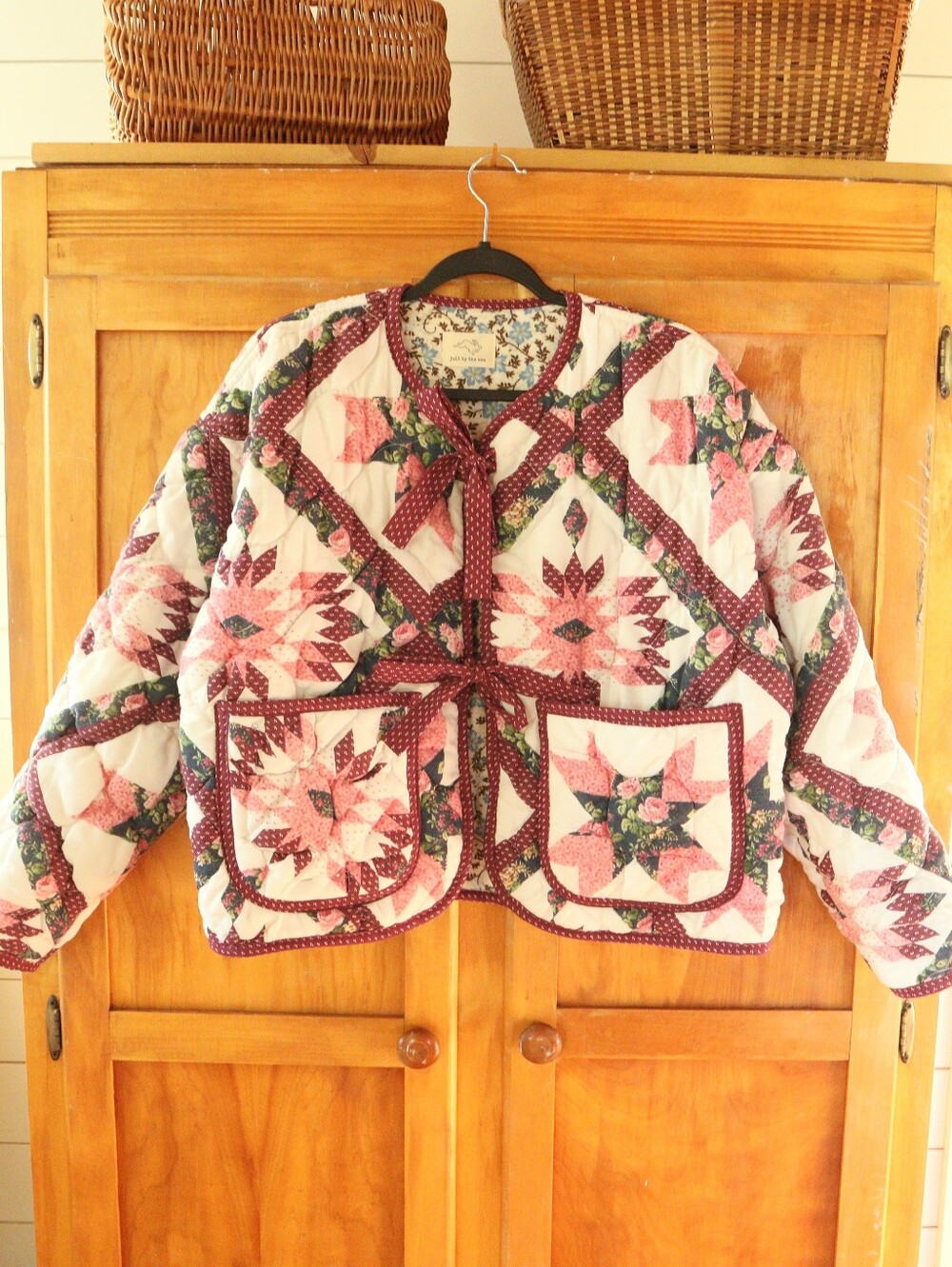 Upcycled Blanket Jacket Floral Quilt Faux Patchwork With Bows Burgundy L • XL